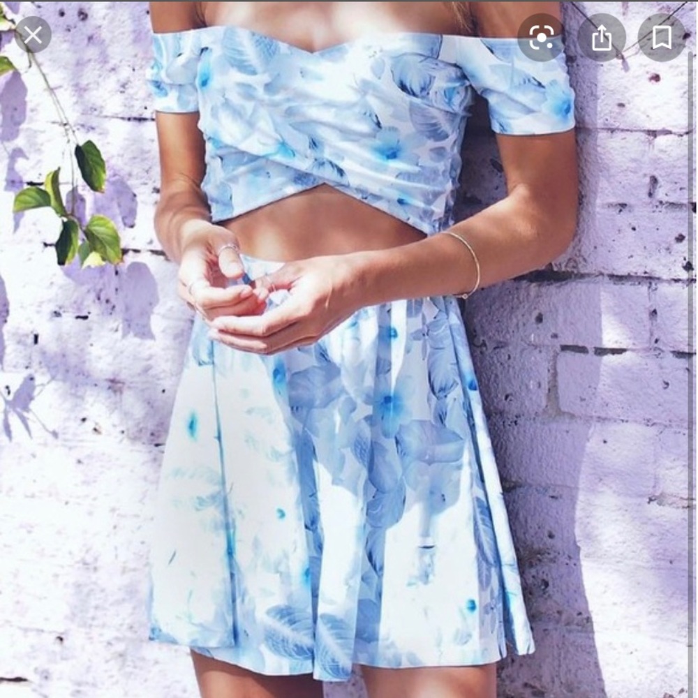 Beginning boutique size small blue dress